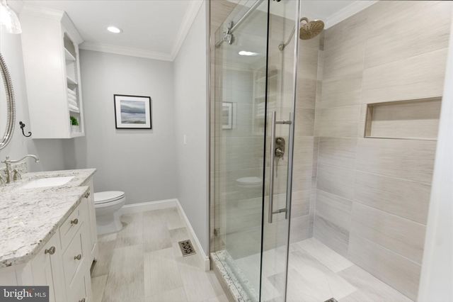 17 RENAISSANCE DR, Martinsburg, WV 25403