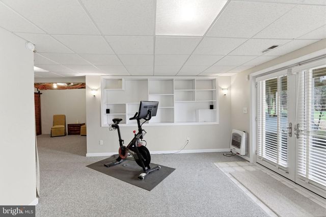 17 RENAISSANCE DR, Martinsburg, WV 25403