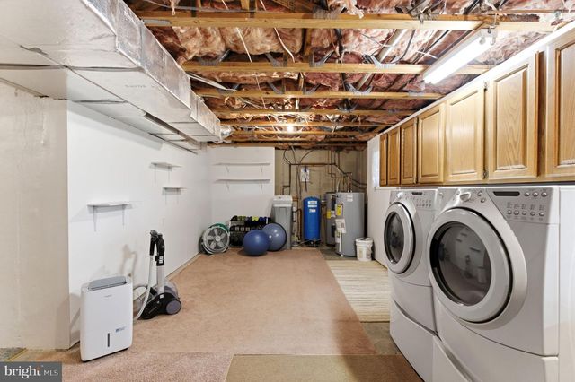 17 RENAISSANCE DR, Martinsburg, WV 25403