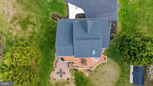 17 RENAISSANCE DR, Martinsburg, WV 25403