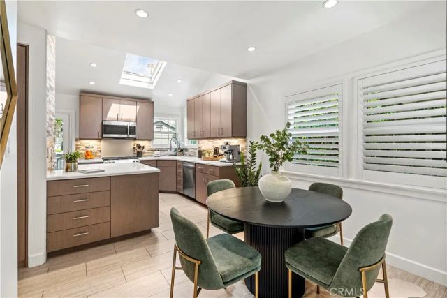 8963 Cynthia, West Hollywood, CA 90069