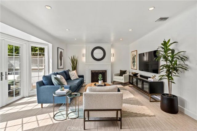 8963 Cynthia, West Hollywood, CA 90069