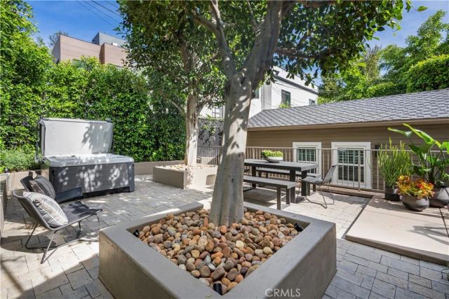 8963 Cynthia, West Hollywood, CA 90069