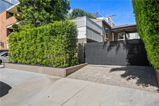 8963 Cynthia, West Hollywood, CA 90069