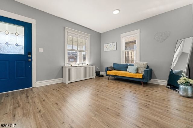 241 Aurora St, Lopatcong Twp., NJ 08865