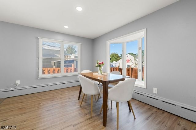 241 Aurora St, Lopatcong Twp., NJ 08865