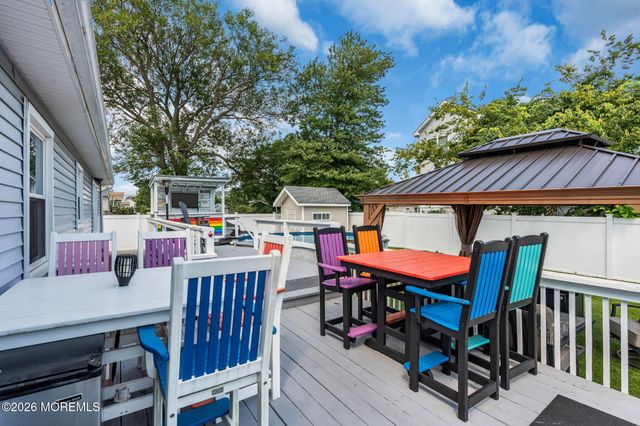 907 7th Street, Union Beach, NJ 07735