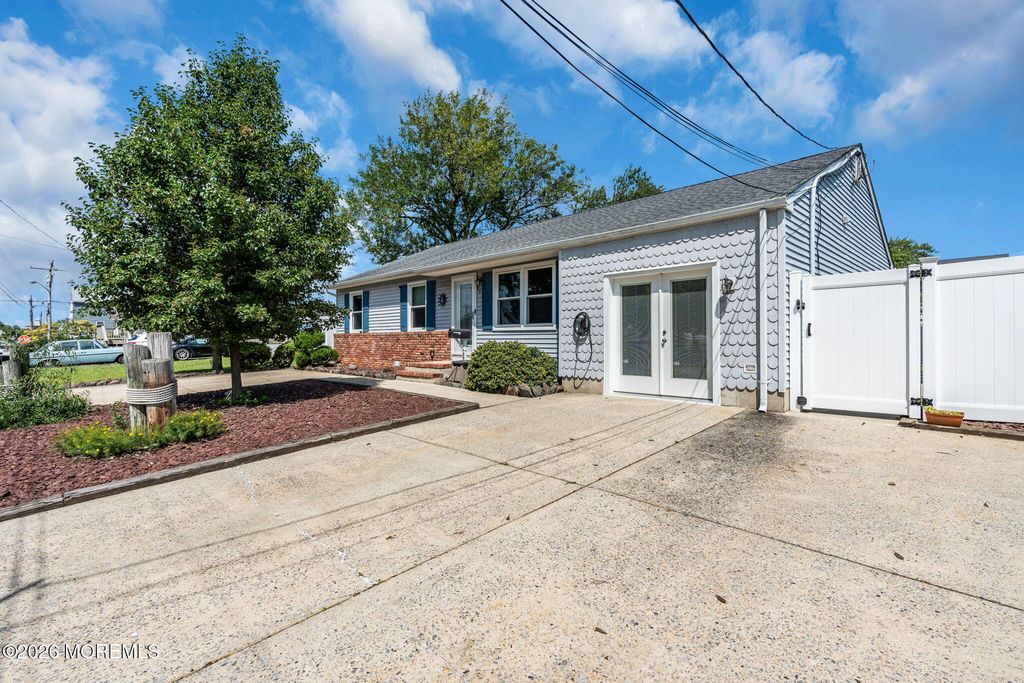 907 7th Street, Union Beach, NJ 07735