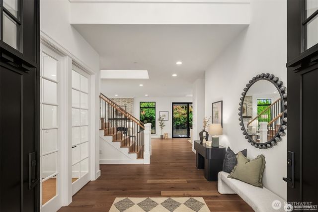 13988 SE 5th Street, Bellevue, WA 98005