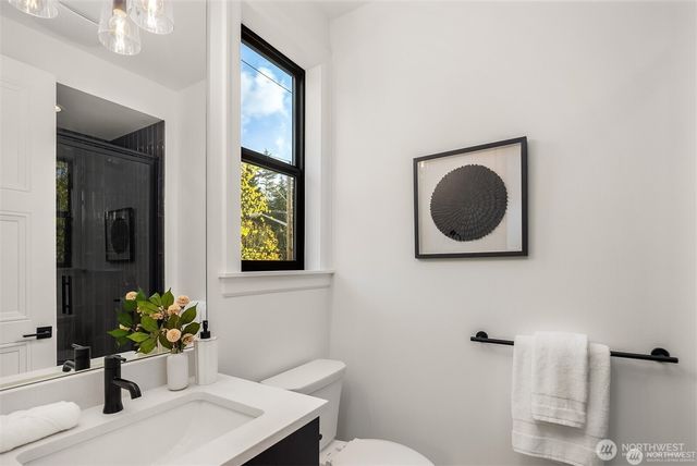 13988 SE 5th Street, Bellevue, WA 98005