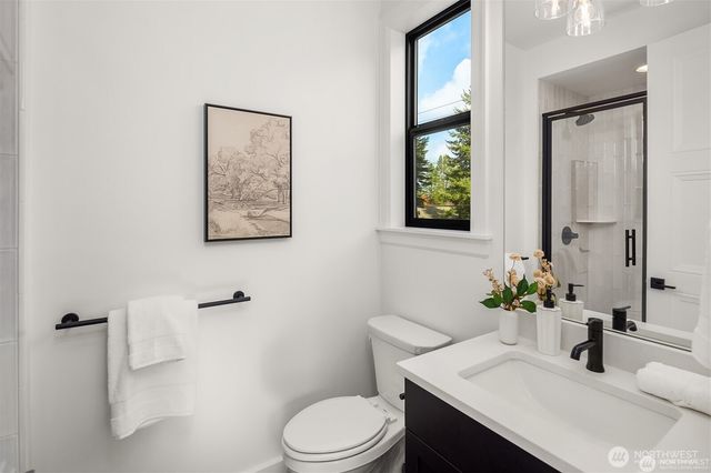 13988 SE 5th Street, Bellevue, WA 98005