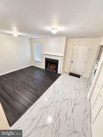 6022 CEDAR POST DR, District Heights, MD 20747