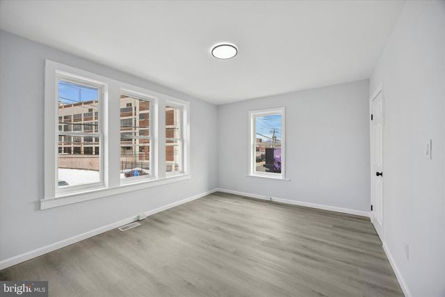 491 PENNINGTON AVE, Trenton, NJ 08618