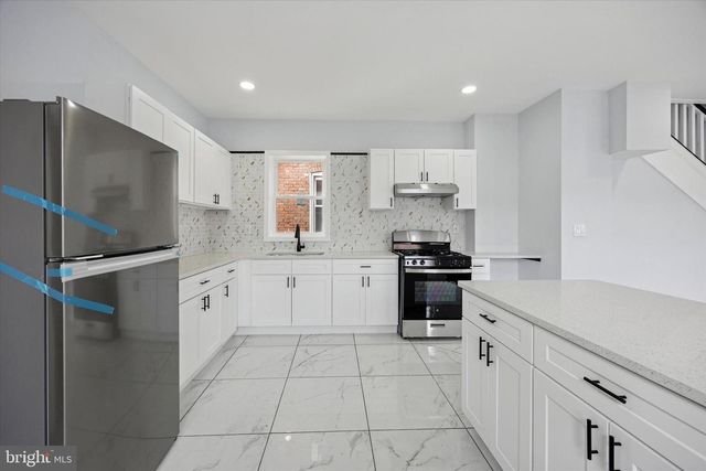 491 PENNINGTON AVE, Trenton, NJ 08618