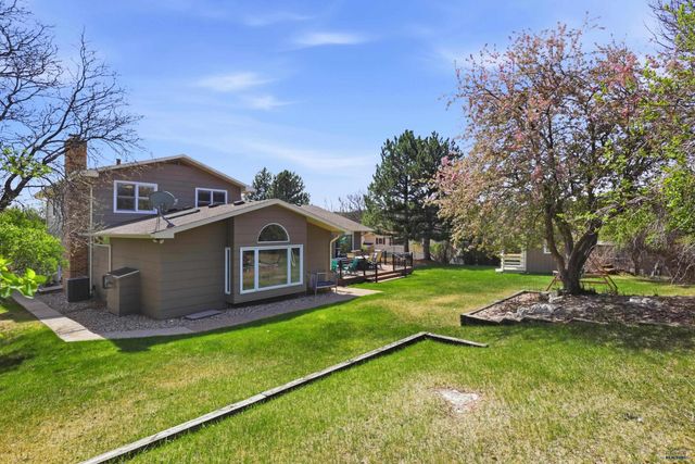 639 WESTWIND DR, Rapid City, SD 57702