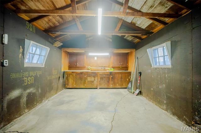 319 E Schuetz Street, Lebanon, IL 62254