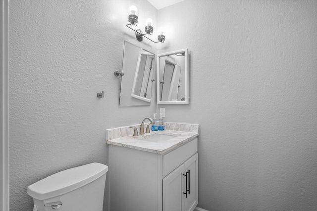 1460 28th COURT, Kenosha, WI 53140