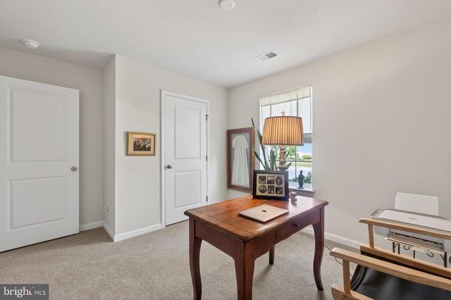 111 LILLY DR, Pottstown, PA 19464