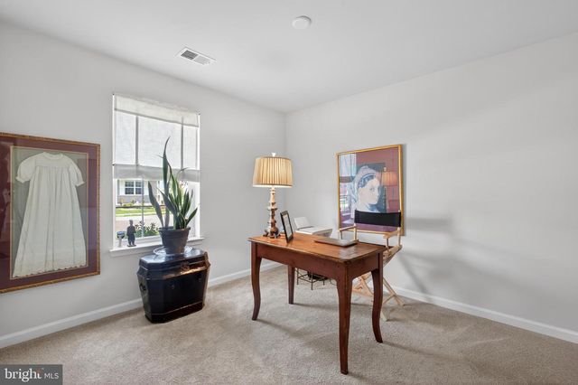 111 LILLY DR, Pottstown, PA 19464
