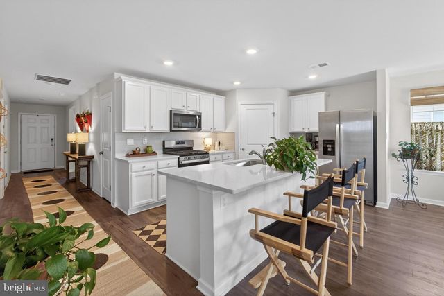 111 LILLY DR, Pottstown, PA 19464