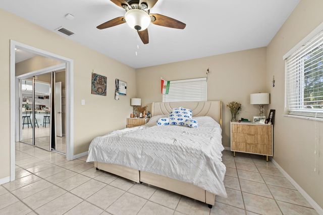 939 Buchanan Street, Hollywood, FL 33019