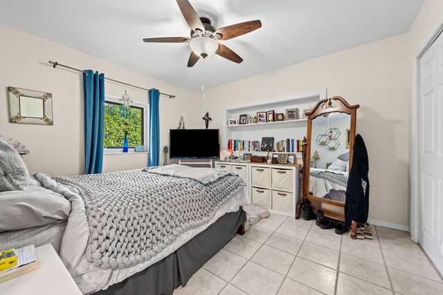 939 Buchanan Street, Hollywood, FL 33019