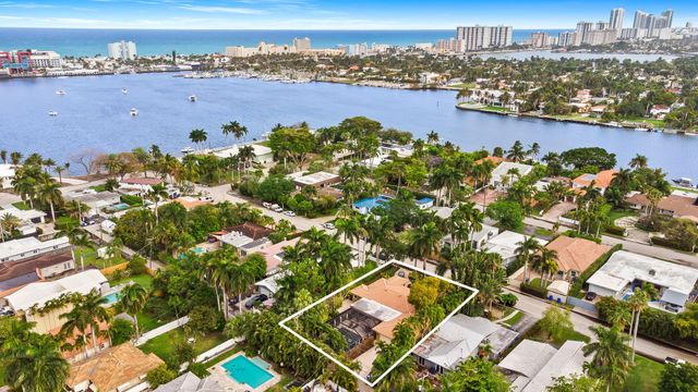 939 Buchanan Street, Hollywood, FL 33019