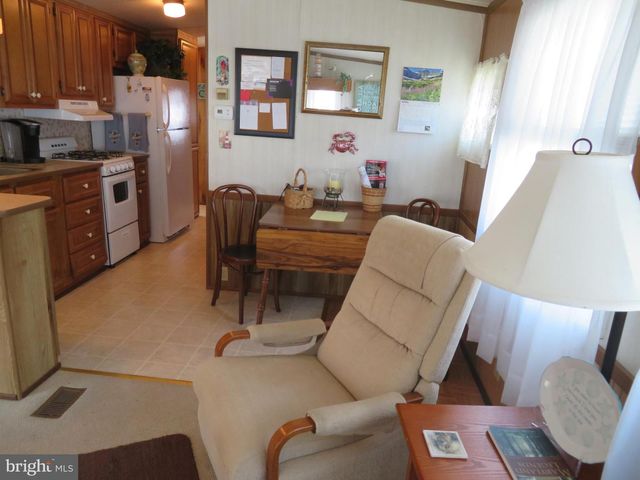 16 DEEP SEA DR, Berlin, MD 21811