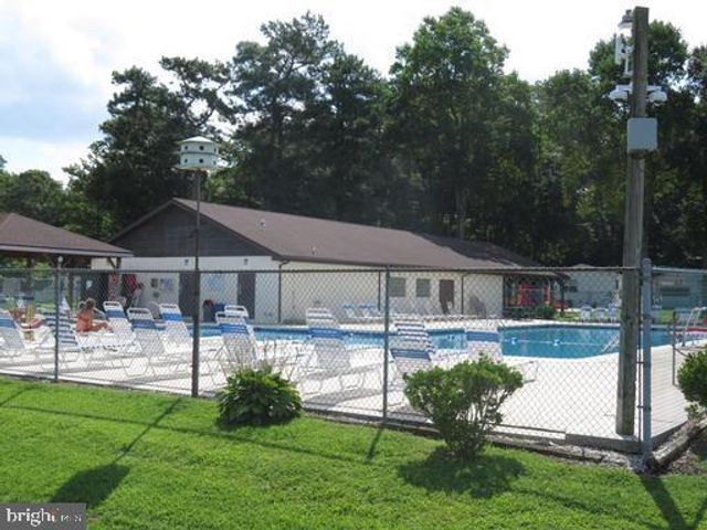 16 DEEP SEA DR, Berlin, MD 21811
