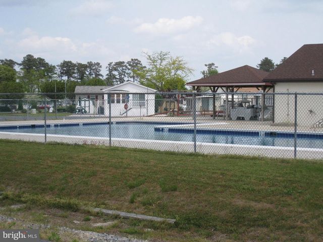 16 DEEP SEA DR, Berlin, MD 21811