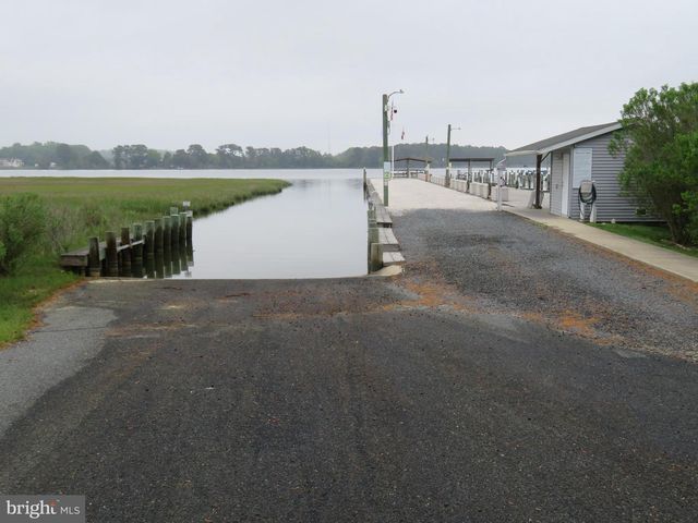 16 DEEP SEA DR, Berlin, MD 21811