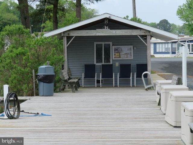 16 DEEP SEA DR, Berlin, MD 21811