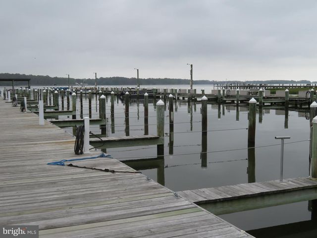 16 DEEP SEA DR, Berlin, MD 21811
