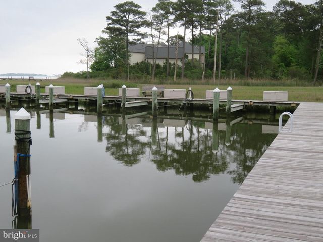 16 DEEP SEA DR, Berlin, MD 21811