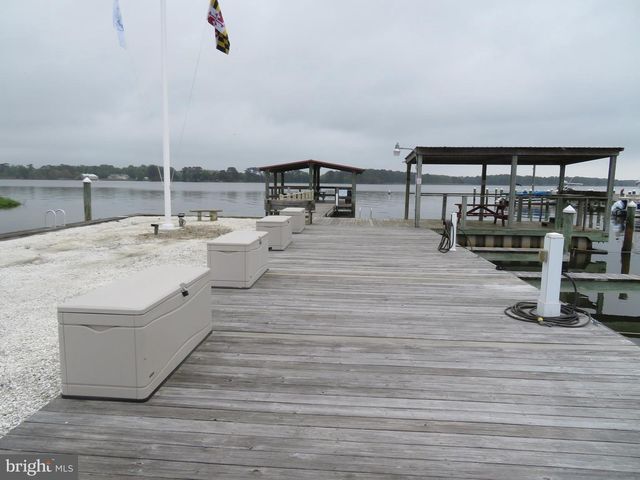 16 DEEP SEA DR, Berlin, MD 21811