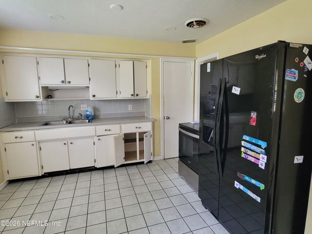 5508 MORET Drive E, Jacksonville, FL 32244