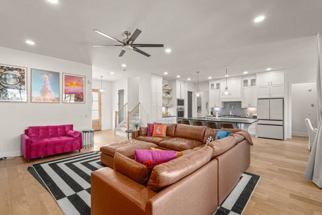 7680 Via Roma Avenue, Springdale, AR 72762