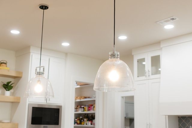 7680 Via Roma Avenue, Springdale, AR 72762