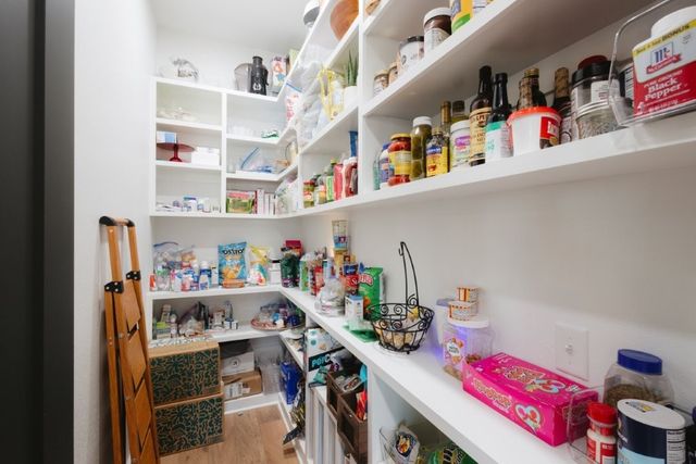 7680 Via Roma Avenue, Springdale, AR 72762