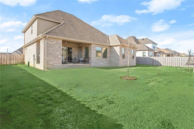 7680 Via Roma Avenue, Springdale, AR 72762