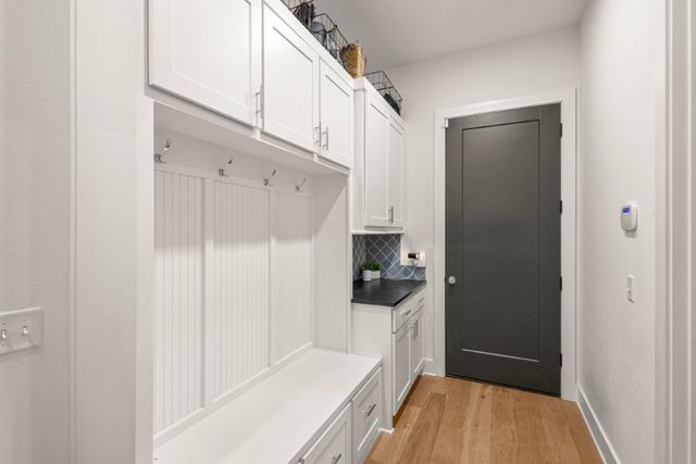 7680 Via Roma Avenue, Springdale, AR 72762