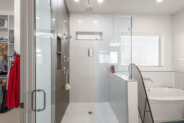 7680 Via Roma Avenue, Springdale, AR 72762