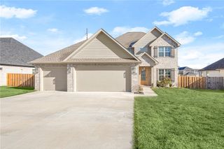 7680 Via Roma Avenue, Springdale, AR 72762