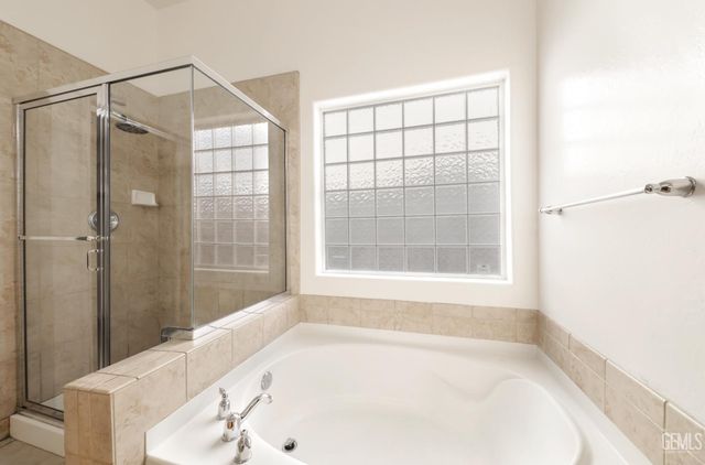 5306 Vista Del Mar Avenue, Bakersfield, CA 93311