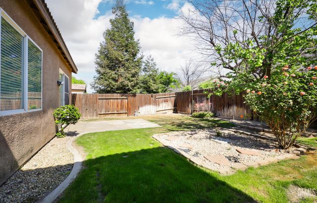 5306 Vista Del Mar Avenue, Bakersfield, CA 93311