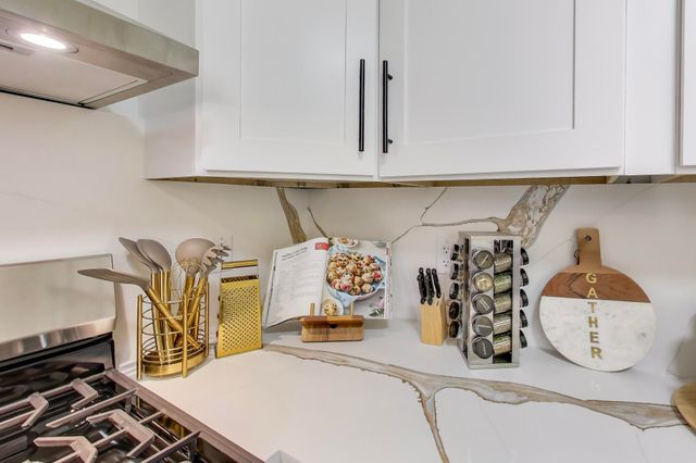 1124 Clinton Street, Gary, IN 46406