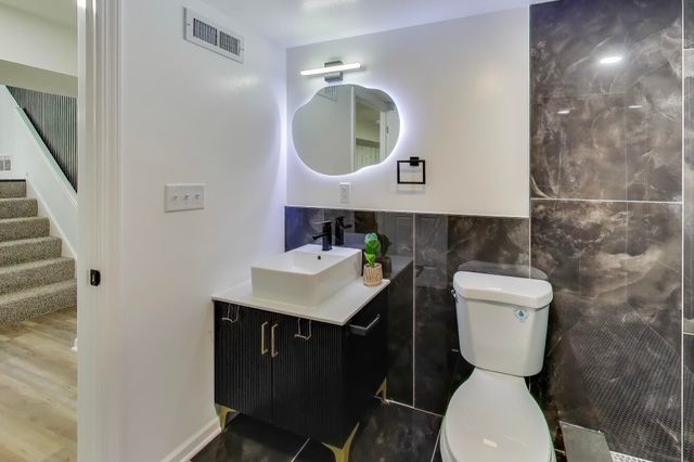 1124 Clinton Street, Gary, IN 46406