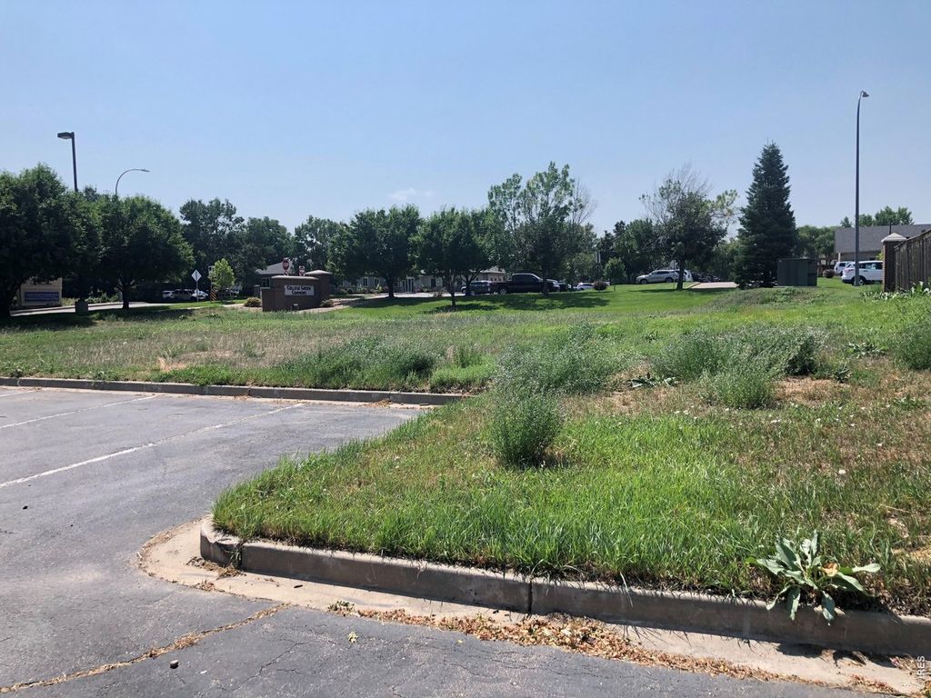 4609 20th St, Greeley, CO 80634