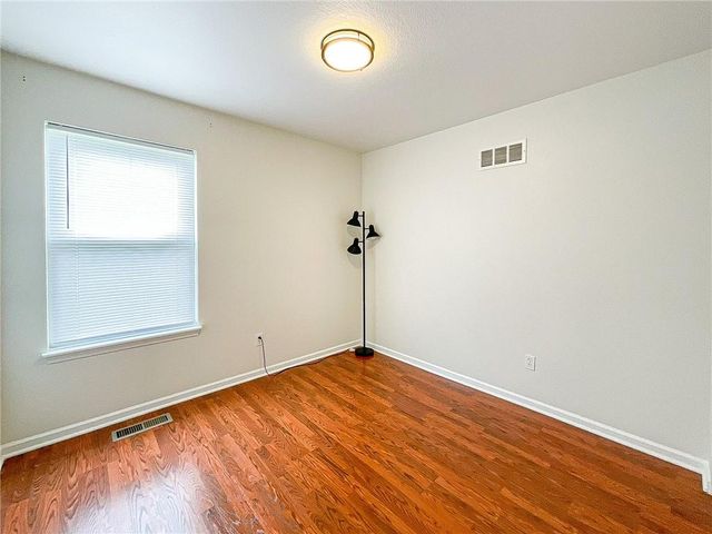 14404 Eastern Court, Grandview, MO 64030