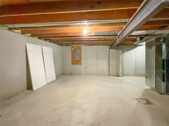 14404 Eastern Court, Grandview, MO 64030